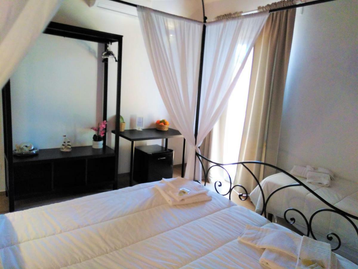 Hotel Residence Noto Marina エクステリア 写真