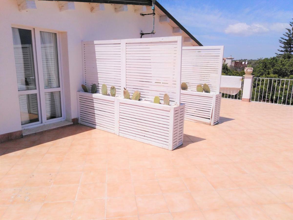 Hotel Residence Noto Marina エクステリア 写真
